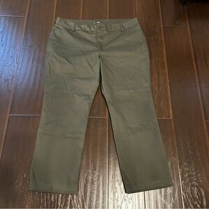 Lee Relaxed Fit Straight Leg Pants Women’s Plus Size 18